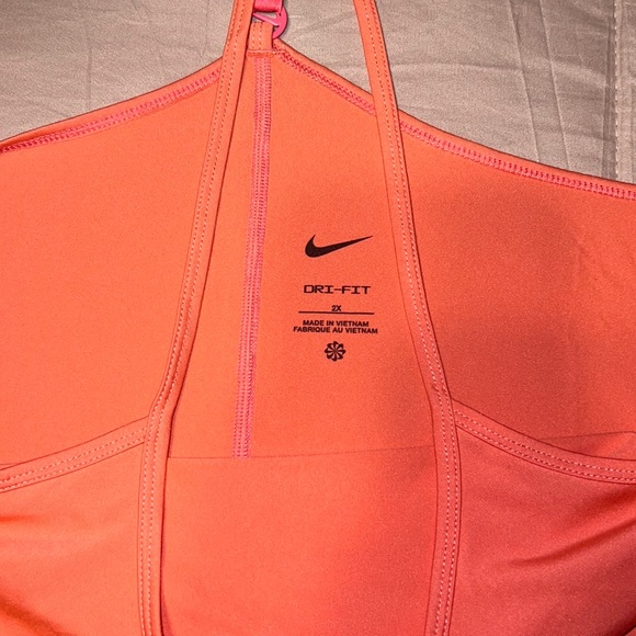Women’s Nike Dri-fit Tank - Picture 2 of 3